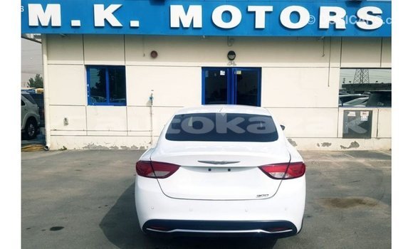Buy Import Chrysler 200 White Car in Import - Dubai in Akmecet Buy Import Chrysler 200 White Car in Import - Dubai in Akmecet