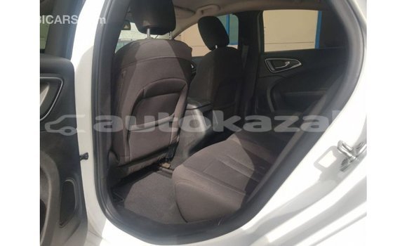 Buy Import Chrysler 200 White Car in Import - Dubai in Akmecet Buy Import Chrysler 200 White Car in Import - Dubai in Akmecet