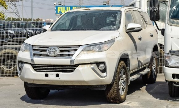 Buy Import Toyota Fortuner White Car in Import - Dubai in Akmecet Buy Import Toyota Fortuner White Car in Import - Dubai in Akmecet