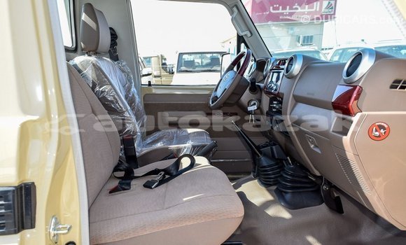Buy Import Toyota Land Cruiser Beige Car in Import - Dubai in Akmecet Buy Import Toyota Land Cruiser Beige Car in Import - Dubai in Akmecet