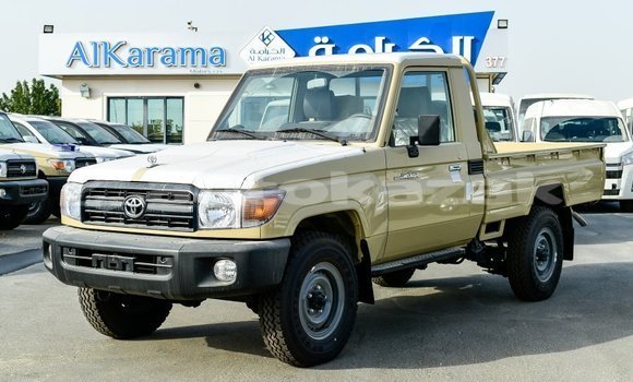 Buy Import Toyota Land Cruiser Beige Car in Import - Dubai in Akmecet Buy Import Toyota Land Cruiser Beige Car in Import - Dubai in Akmecet