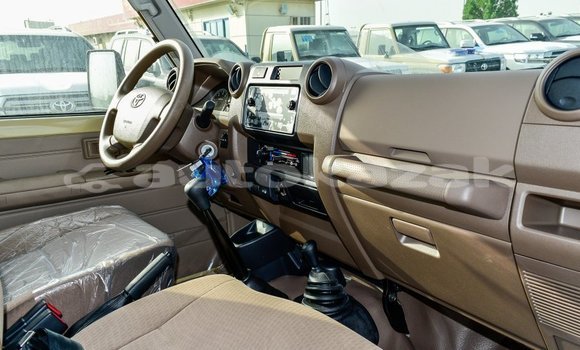 Buy Import Toyota Land Cruiser Beige Car in Import - Dubai in Akmecet Buy Import Toyota Land Cruiser Beige Car in Import - Dubai in Akmecet