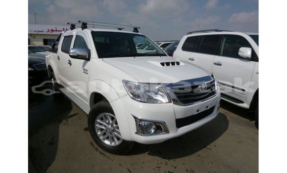 Buy Import Toyota Hilux White Car in Import - Dubai in Akmecet Buy Import Toyota Hilux White Car in Import - Dubai in Akmecet