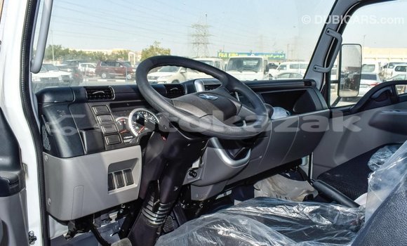 Buy Import Mitsubishi Carisma White Car in Import - Dubai in Akmecet Buy Import Mitsubishi Carisma White Car in Import - Dubai in Akmecet