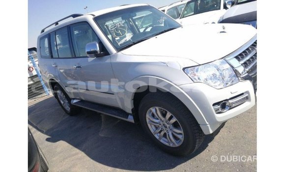 Buy Import Mitsubishi Pajero White Car in Import - Dubai in Akmecet Buy Import Mitsubishi Pajero White Car in Import - Dubai in Akmecet