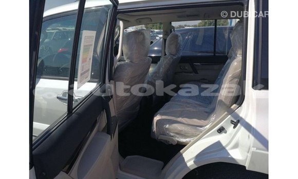 Buy Import Mitsubishi Pajero White Car in Import - Dubai in Akmecet Buy Import Mitsubishi Pajero White Car in Import - Dubai in Akmecet