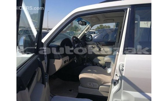 Buy Import Mitsubishi Pajero White Car in Import - Dubai in Akmecet Buy Import Mitsubishi Pajero White Car in Import - Dubai in Akmecet