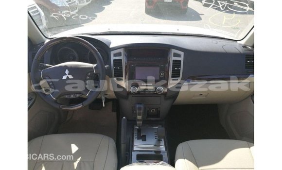 Buy Import Mitsubishi Pajero White Car in Import - Dubai in Akmecet Buy Import Mitsubishi Pajero White Car in Import - Dubai in Akmecet