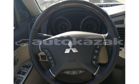 Buy Import Mitsubishi Pajero White Car in Import - Dubai in Akmecet Buy Import Mitsubishi Pajero White Car in Import - Dubai in Akmecet