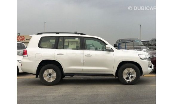 Buy Import Toyota Land Cruiser White Car in Import - Dubai in Akmecet Buy Import Toyota Land Cruiser White Car in Import - Dubai in Akmecet