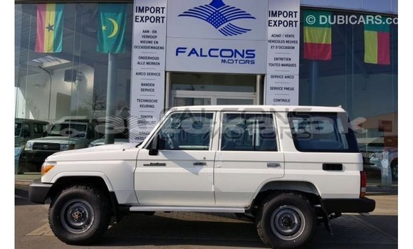 Buy Import Toyota Land Cruiser White Car in Import - Dubai in Akmecet Buy Import Toyota Land Cruiser White Car in Import - Dubai in Akmecet