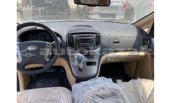 Buy Import Hyundai Accent White Car in Import - Dubai in Akmecet Buy Import Hyundai Accent White Car in Import - Dubai in Akmecet