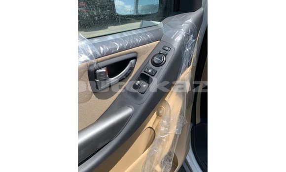 Buy Import Hyundai Accent White Car in Import - Dubai in Akmecet Buy Import Hyundai Accent White Car in Import - Dubai in Akmecet