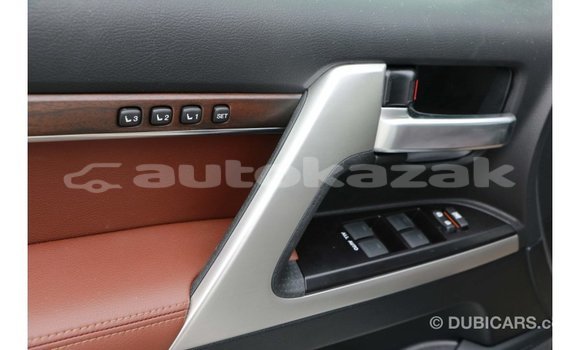 Buy Import Toyota Land Cruiser White Car in Import - Dubai in Akmecet Buy Import Toyota Land Cruiser White Car in Import - Dubai in Akmecet
