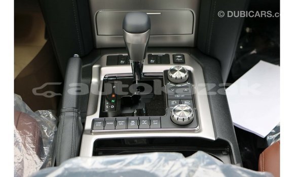 Buy Import Toyota Land Cruiser White Car in Import - Dubai in Akmecet Buy Import Toyota Land Cruiser White Car in Import - Dubai in Akmecet