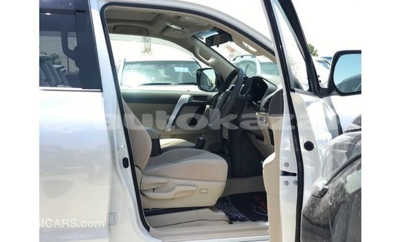 Buy Import Toyota Prado White Car in Import - Dubai in Akmecet Buy Import Toyota Prado White Car in Import - Dubai in Akmecet