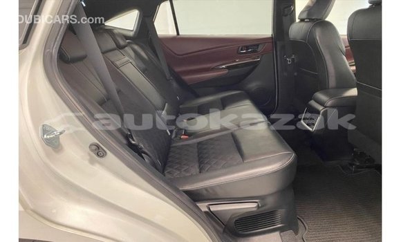 Buy Import Toyota Harrier White Car in Import - Dubai in Akmecet Buy Import Toyota Harrier White Car in Import - Dubai in Akmecet