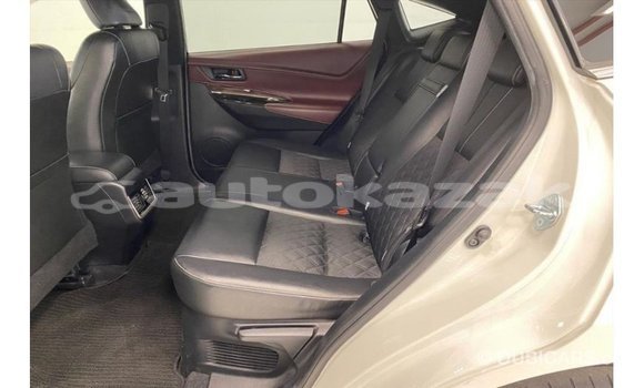 Buy Import Toyota Harrier White Car in Import - Dubai in Akmecet Buy Import Toyota Harrier White Car in Import - Dubai in Akmecet