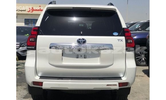 Buy Import Toyota Prado White Car in Import - Dubai in Akmecet Buy Import Toyota Prado White Car in Import - Dubai in Akmecet