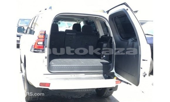 Buy Import Toyota Prado White Car in Import - Dubai in Akmecet Buy Import Toyota Prado White Car in Import - Dubai in Akmecet