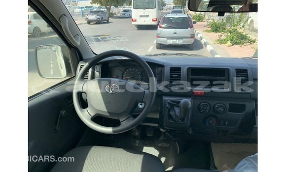 Buy Import Toyota Hiace White Car in Import - Dubai in Akmecet Buy Import Toyota Hiace White Car in Import - Dubai in Akmecet