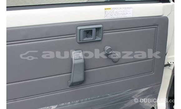 Buy Import Toyota Land Cruiser White Car in Import - Dubai in Akmecet Buy Import Toyota Land Cruiser White Car in Import - Dubai in Akmecet