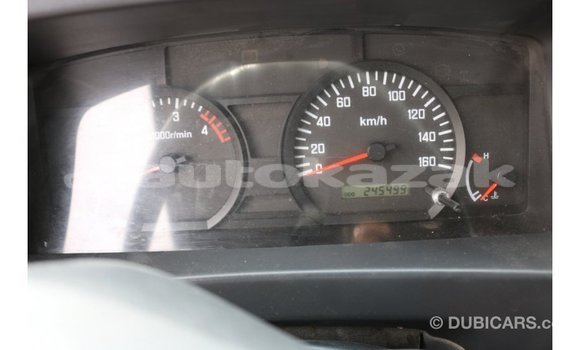 Buy Import Isuzu Rodeo White Car in Import - Dubai in Akmecet