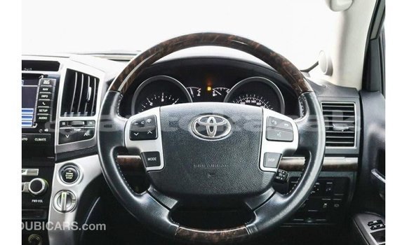 Buy Import Toyota Land Cruiser White Car in Import - Dubai in Akmecet Buy Import Toyota Land Cruiser White Car in Import - Dubai in Akmecet