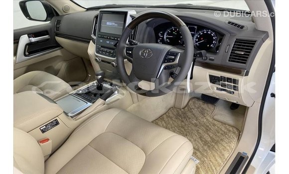 Buy Import Toyota Land Cruiser White Car in Import - Dubai in Akmecet Buy Import Toyota Land Cruiser White Car in Import - Dubai in Akmecet