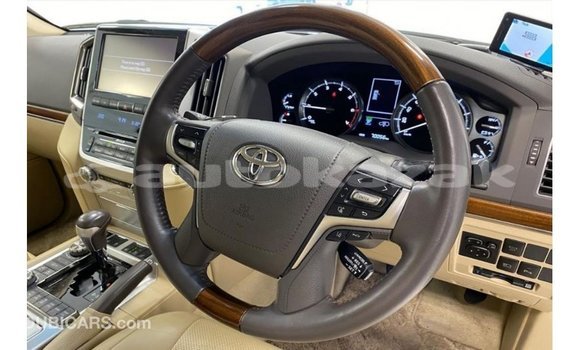 Buy Import Toyota Land Cruiser White Car in Import - Dubai in Akmecet Buy Import Toyota Land Cruiser White Car in Import - Dubai in Akmecet
