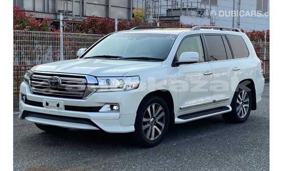 Buy Import Toyota Land Cruiser White Car in Import - Dubai in Akmecet Buy Import Toyota Land Cruiser White Car in Import - Dubai in Akmecet