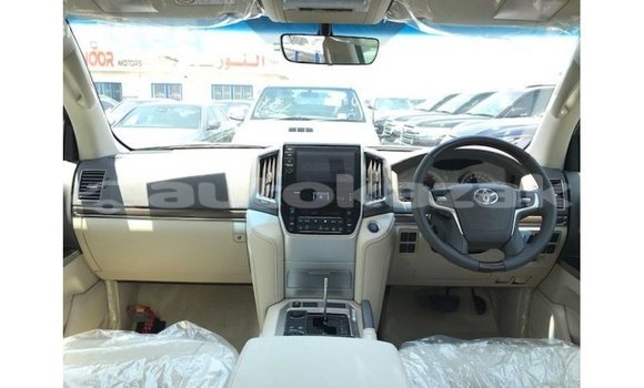 Buy Import Toyota Land Cruiser Blue Car in Import - Dubai in Akmecet Buy Import Toyota Land Cruiser Blue Car in Import - Dubai in Akmecet