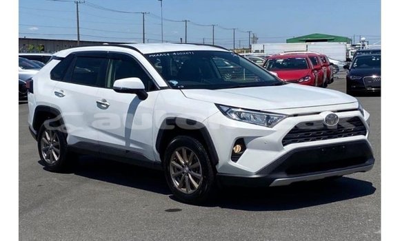 Buy Import Toyota 4Runner White Car in Import - Dubai in Akmecet Buy Import Toyota 4Runner White Car in Import - Dubai in Akmecet