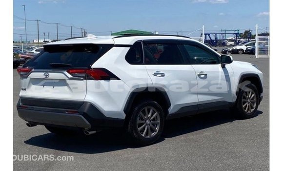 Buy Import Toyota 4Runner White Car in Import - Dubai in Akmecet Buy Import Toyota 4Runner White Car in Import - Dubai in Akmecet