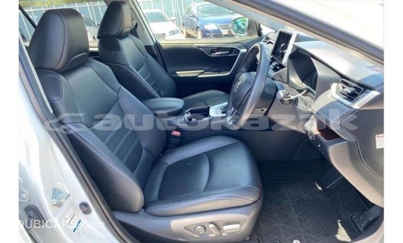 Buy Import Toyota 4Runner White Car in Import - Dubai in Akmecet Buy Import Toyota 4Runner White Car in Import - Dubai in Akmecet