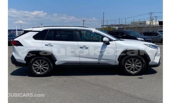Buy Import Toyota 4Runner White Car in Import - Dubai in Akmecet Buy Import Toyota 4Runner White Car in Import - Dubai in Akmecet