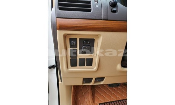 Buy Import Toyota Prado White Car in Import - Dubai in Akmecet Buy Import Toyota Prado White Car in Import - Dubai in Akmecet