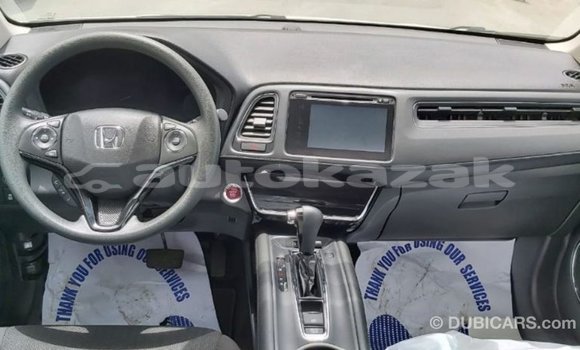 Buy Import Honda C White Bike in Import - Dubai in Akmecet Buy Import Honda C White Bike in Import - Dubai in Akmecet