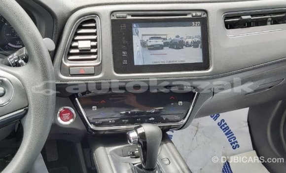 Buy Import Honda C White Bike in Import - Dubai in Akmecet Buy Import Honda C White Bike in Import - Dubai in Akmecet