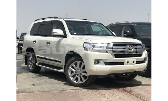 Buy Import Toyota Land Cruiser White Car in Import - Dubai in Akmecet Buy Import Toyota Land Cruiser White Car in Import - Dubai in Akmecet
