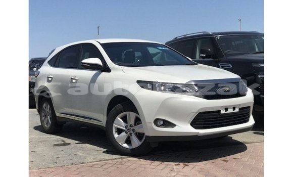 Buy Import Toyota Harrier White Car in Import - Dubai in Akmecet Buy Import Toyota Harrier White Car in Import - Dubai in Akmecet