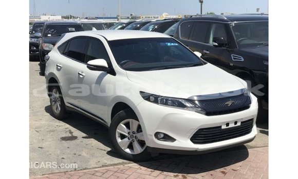 Buy Import Toyota Harrier White Car in Import - Dubai in Akmecet Buy Import Toyota Harrier White Car in Import - Dubai in Akmecet