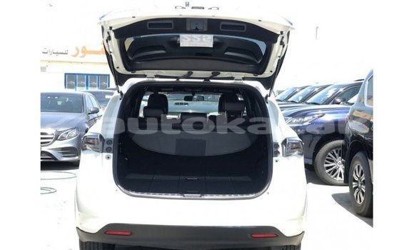 Buy Import Toyota Harrier White Car in Import - Dubai in Akmecet Buy Import Toyota Harrier White Car in Import - Dubai in Akmecet