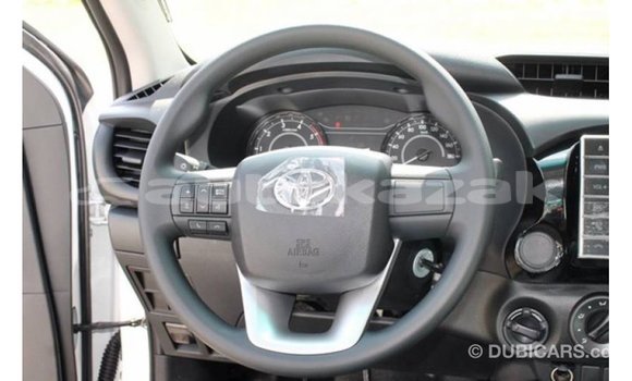 Buy Import Toyota Hilux White Car in Import - Dubai in Akmecet Buy Import Toyota Hilux White Car in Import - Dubai in Akmecet