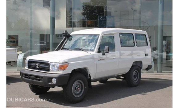 Buy Import Toyota Land Cruiser White Car in Import - Dubai in Akmecet Buy Import Toyota Land Cruiser White Car in Import - Dubai in Akmecet