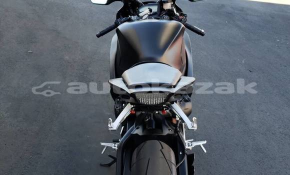 Buy New Honda CBR 1000 RR Black Bike in Akmecet in Akmecet Buy New Honda CBR 1000 RR Black Bike in Akmecet in Akmecet