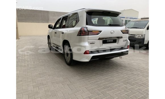 Buy Import Lexus LX White Car in Import - Dubai in Akmecet Buy Import Lexus LX White Car in Import - Dubai in Akmecet