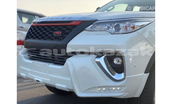 Buy Import Toyota Fortuner White Car in Import - Dubai in Akmecet Buy Import Toyota Fortuner White Car in Import - Dubai in Akmecet