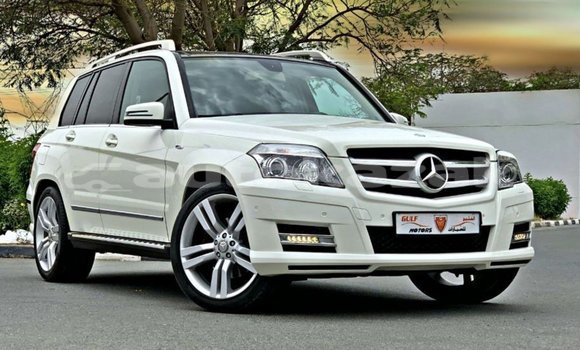 Buy Import Mercedes-Benz 190 White Car in Import - Dubai in Akmecet