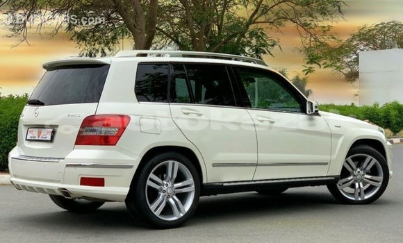 Buy Import Mercedes-Benz 190 White Car in Import - Dubai in Akmecet Buy Import Mercedes-Benz 190 White Car in Import - Dubai in Akmecet